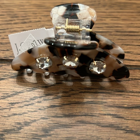 J Crew NWT Tortoiseshell Hair Claw Clip with Rhinestones - Picture 3 of 3